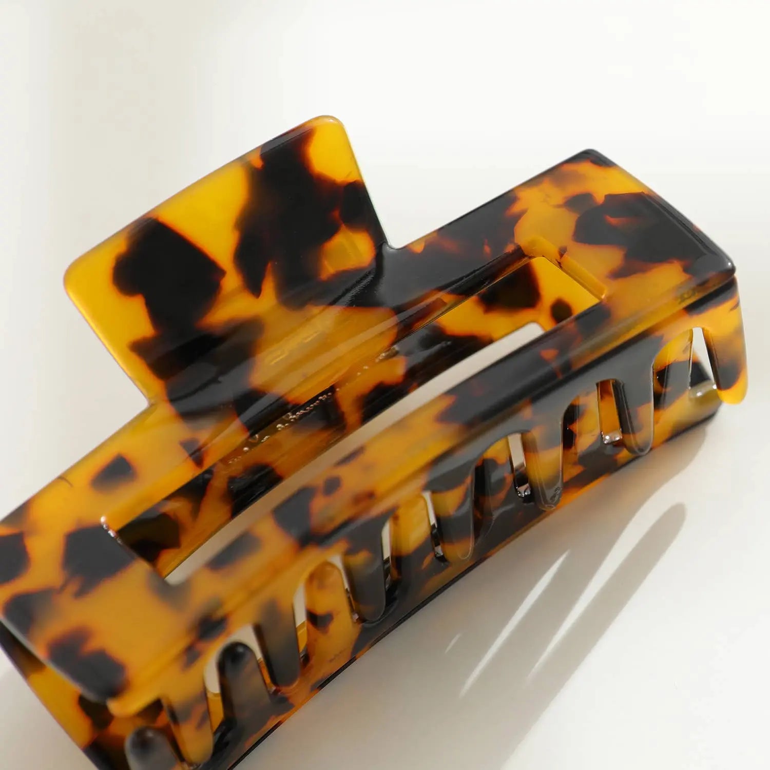 Luna | Classic Rectangle Eco-Friendly Claw Clip Adorro