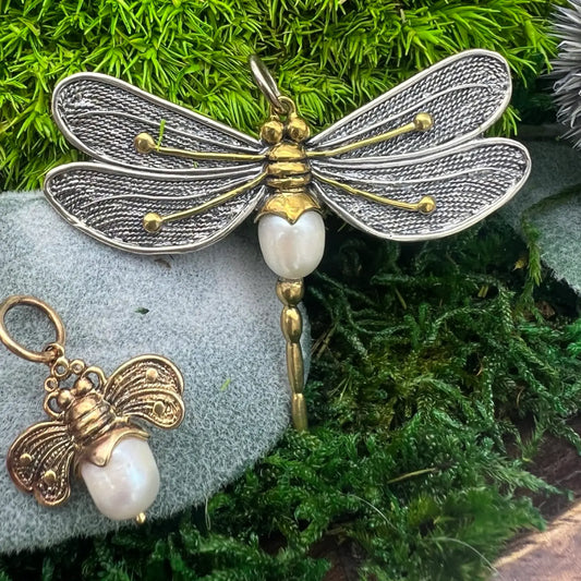 waxing poetic dragonfly pendant and honeypearl bee charm