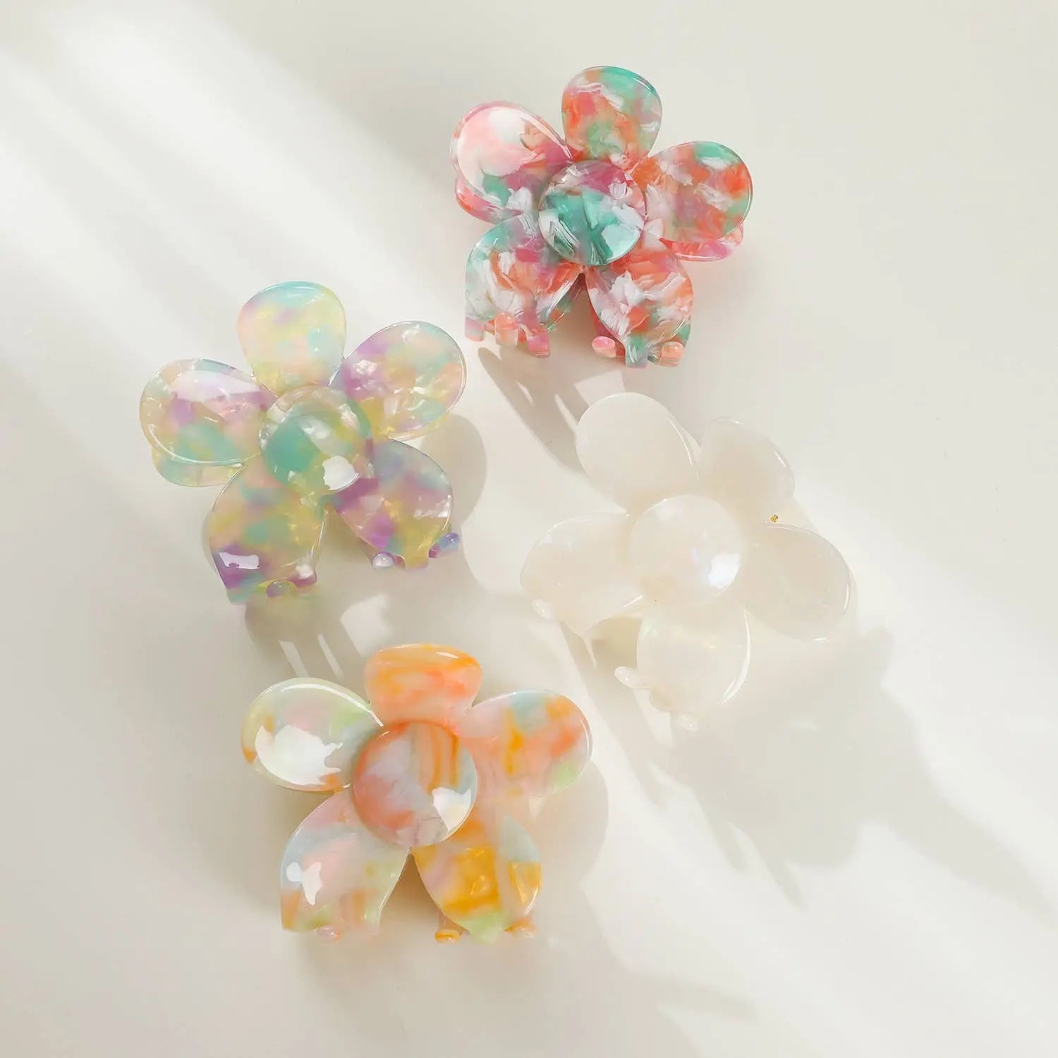 Jasmine | Flower Claw Clip Adorro